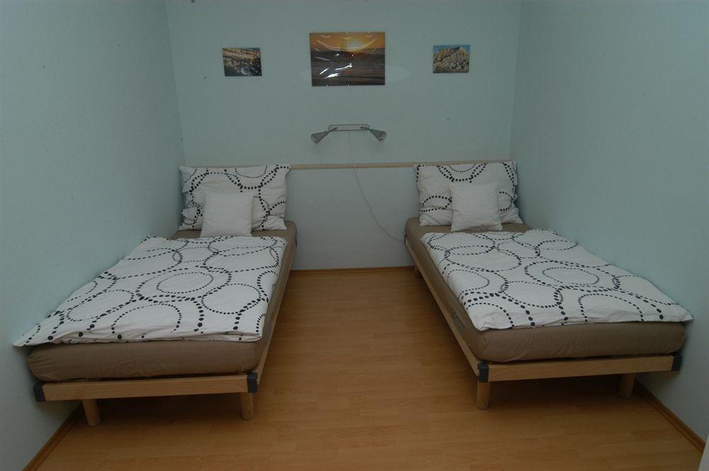 Eel Accommodation Бърно Екстериор снимка